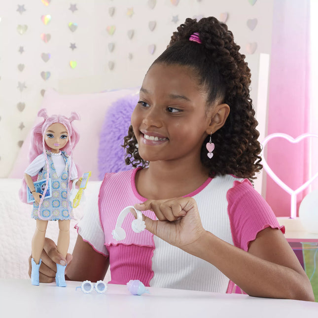 BARBIE DREAM BESTIES Daisy Doll (JDD74)