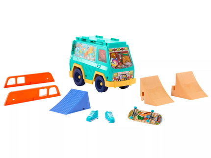 HOT WHEELS Skateboarder Van Playset, Inspired by Tony Hawk (JGG91)