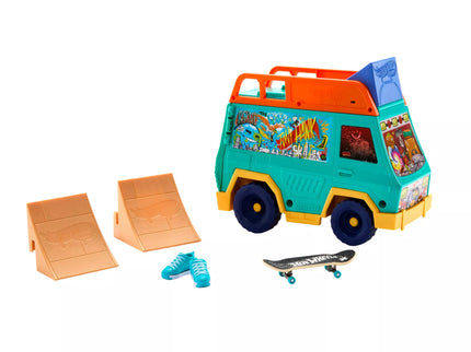 HOT WHEELS Skateboarder Van Playset, Inspired by Tony Hawk (JGG91)