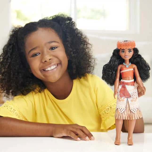 DISNEY PRINCESS doll – Moana (HLW05)