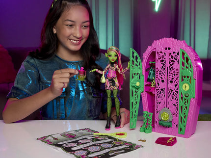 MONSTER HIGH SKULTIMATES siurprizų rinkinys – Venera, vidurnakčio sodo serija (HYT75)