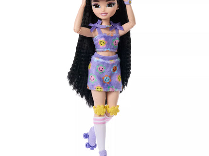 BARBIE DREAM BESTIES ROLLER SKATE doll – Renee (JFX99)