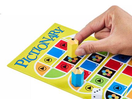 Pictionary Board Game (Lithuanian Language) (JGF68)