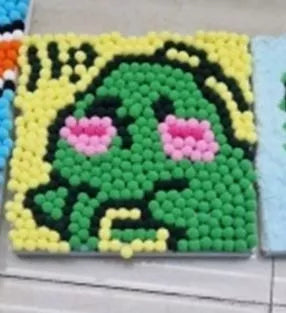 20X20 cm vilnos kamuoliukų paveikslas