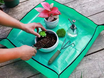 Augalų persodinimo kilimėlis ( 66cm x 66cm)