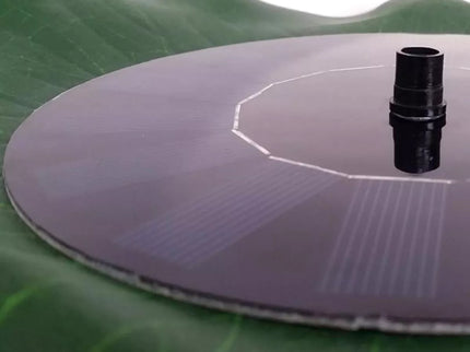 Fontanas su saulės baterija