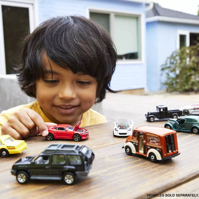 MATCHBOX Model Cars with Moving Parts (FWD28)