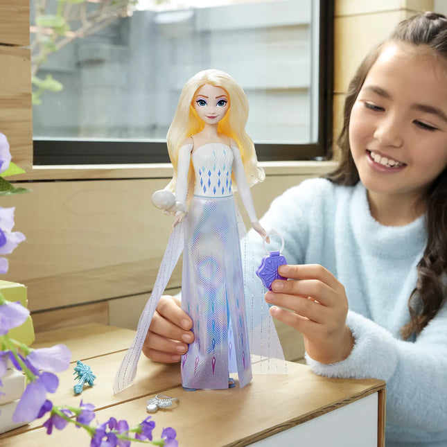 DISNEY FROZEN SPIN and REVEAL Elsa's Surprise Set (HTG25)