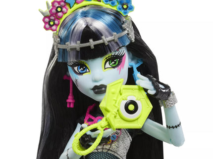 MONSTER HIGH lėlė Frenkė, muzikos festivalio serija (HXH79)