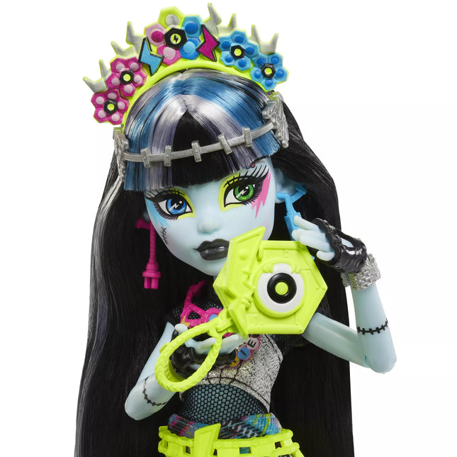 MONSTER HIGH lėlė Frenkė, muzikos festivalio serija (HXH79)