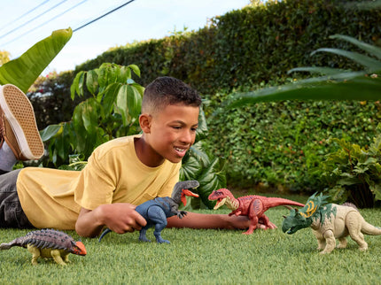 JURASSIC WORLD riaumojantis dinozauras (JGB87)