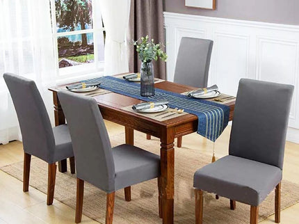 Juodas kėdės užvalkalas