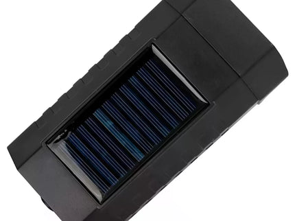 Kameros imitacija su LED šviestuvu