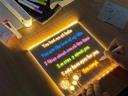 DIY LED piešimo lenta su šviečiančiu akrilo paviršiumi