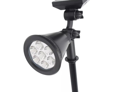 LED sodo kryptinis šviestuvas