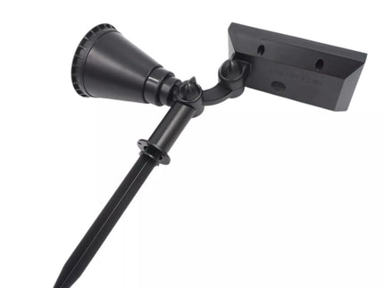 LED sodo kryptinis šviestuvas