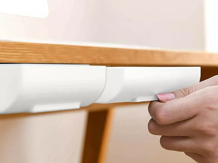 Lipnus stalčiai, 2 vnt.