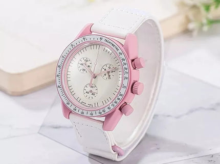 Moteriškas laikrodis su baltu dirželiu ir rožiniu korpusu