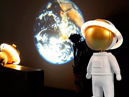 Naktinis projektorius "Astronautas"