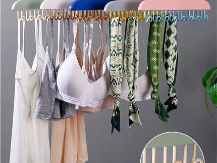 Plastic Hanging Hooks