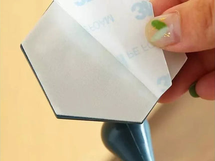 Plastikinis durų stabdis