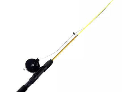 Puikus žaislas katei