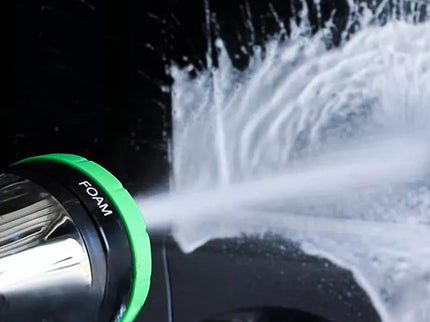 Purkštuvas su šampūno dozatoriumi