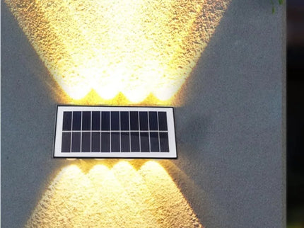 Šoninis LED šviestuvas su saulės panele