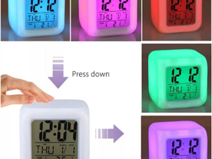 Spalvas keičiantis elektroninis laikrodis