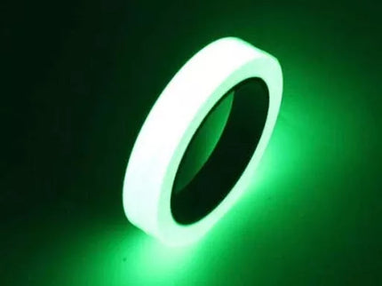 Šviečianti tamsoje juostelė