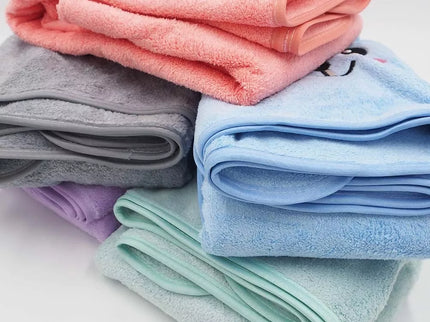 Vaikiškas rankšluostis, 70x140 cm - Balta